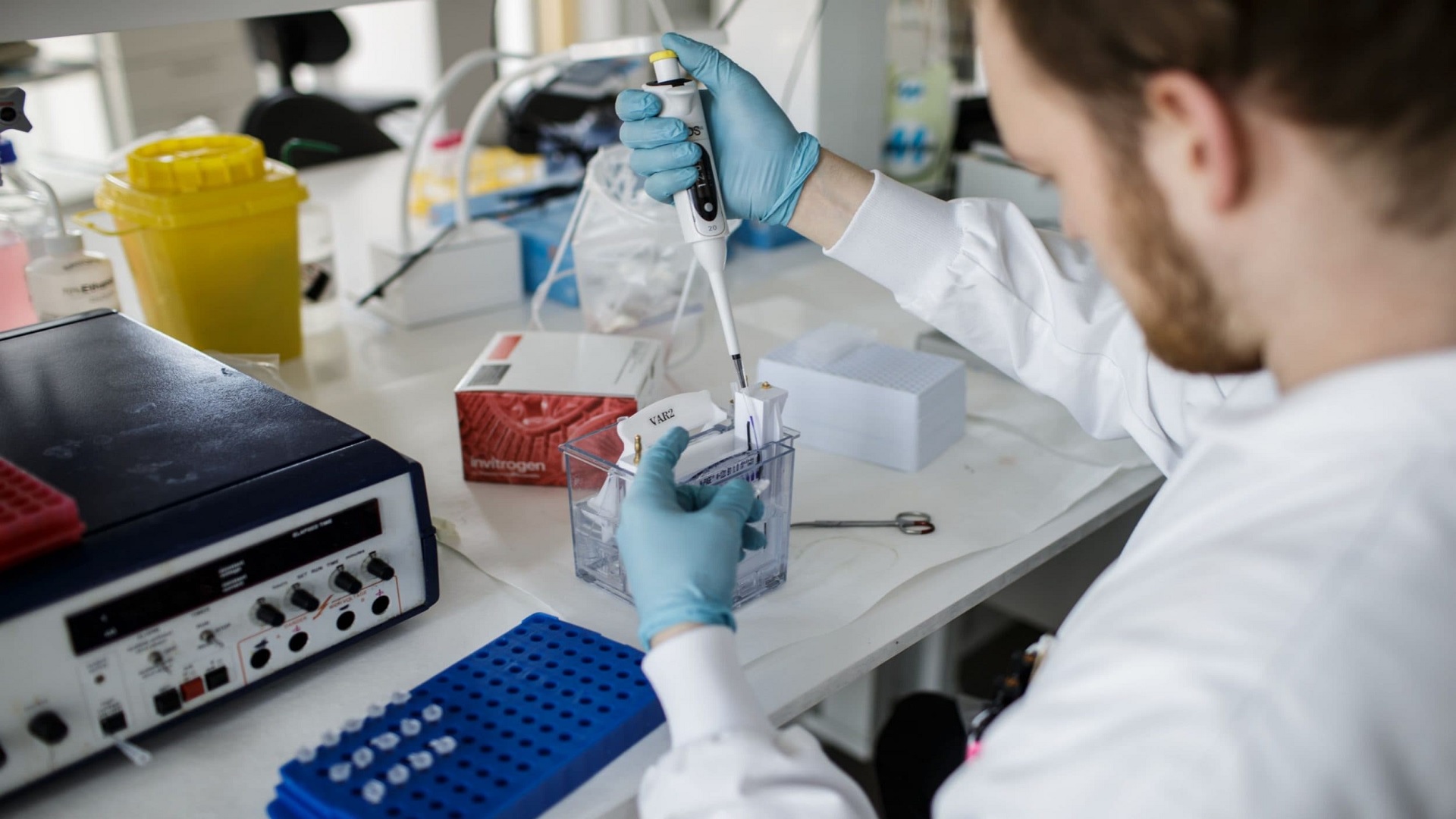 Η Βραζιλία μετατρέπεται σε χώρο δοκιμών για εμβόλιο κοροναϊού