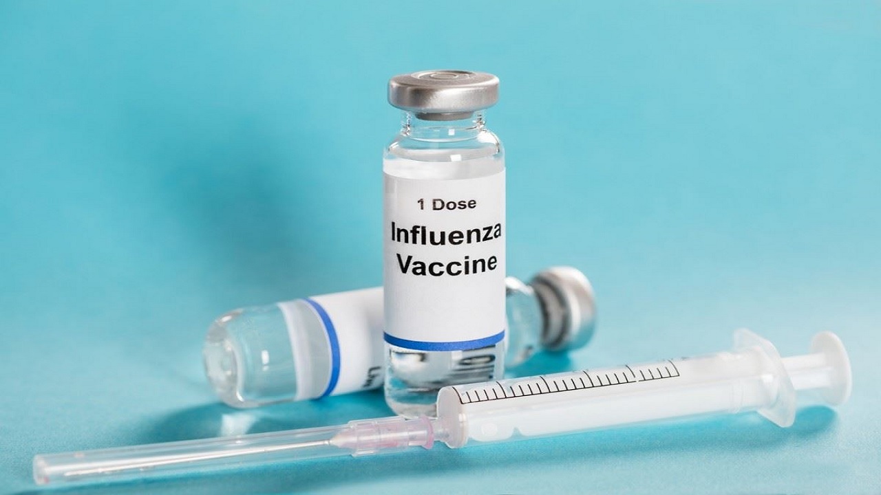 Κορωνοϊός εποχική γρίπη: Γιατί είναι απαραίτητο το αντιγριπικό εμβόλιο