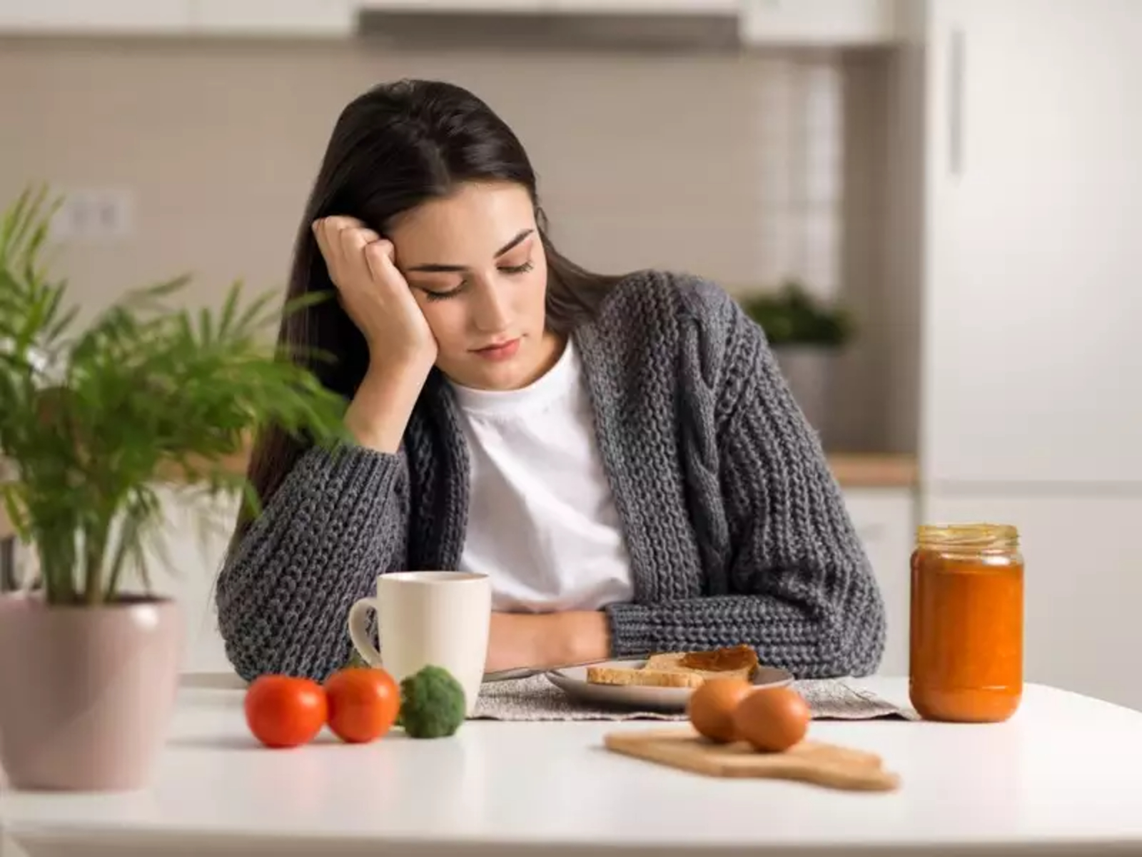 Δίαιτα και κατάθλιψη: Γιατί συμβαίνει