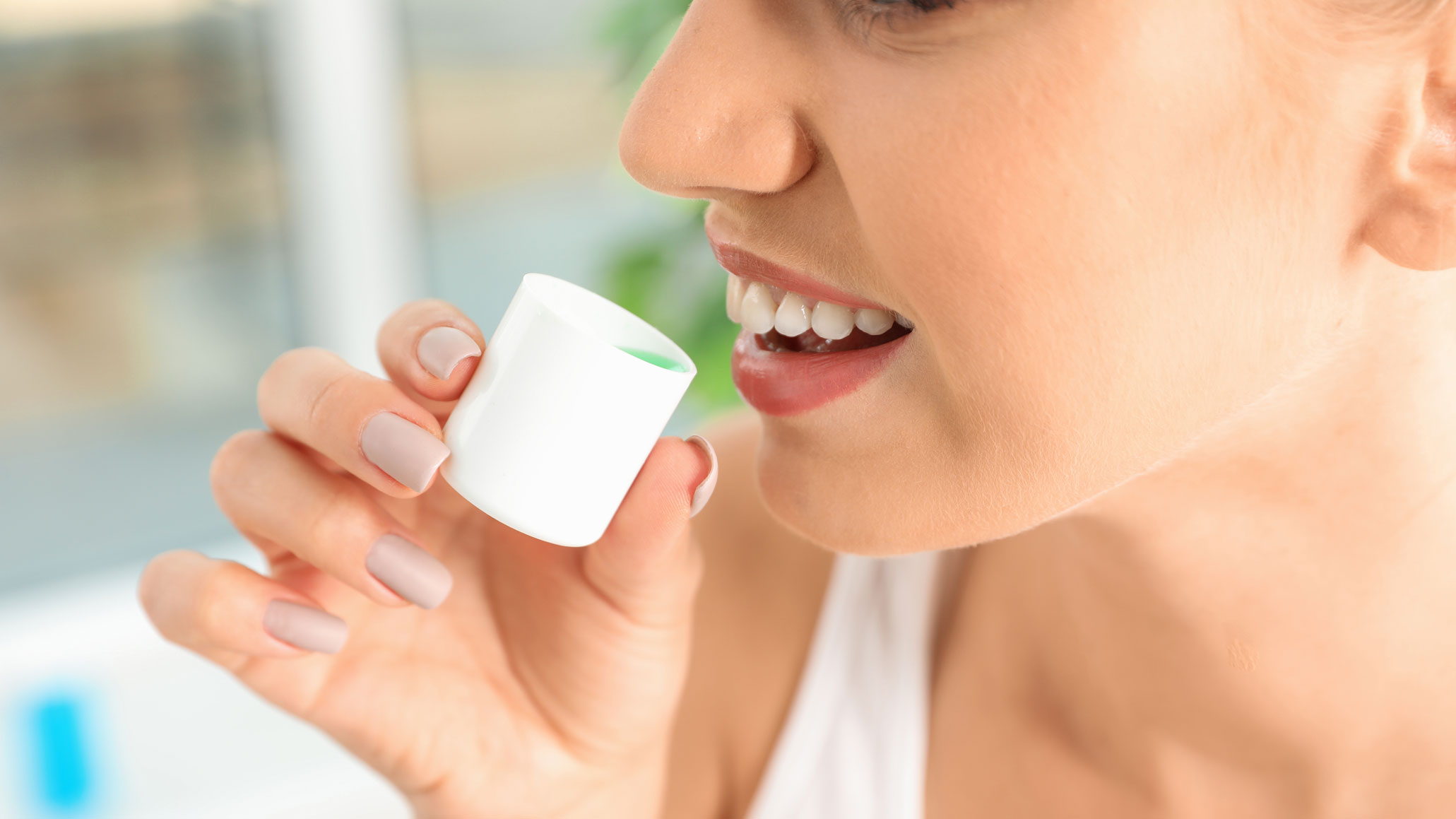 COVID-19 σήμερα: Η πλύση στόματος μπορεί να εξουδετερώσει τον κορωνοϊό