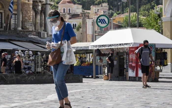 Κορωνοϊός μέτρα κυβέρνηση: Τι θα γίνει με εστίαση και σχολεία