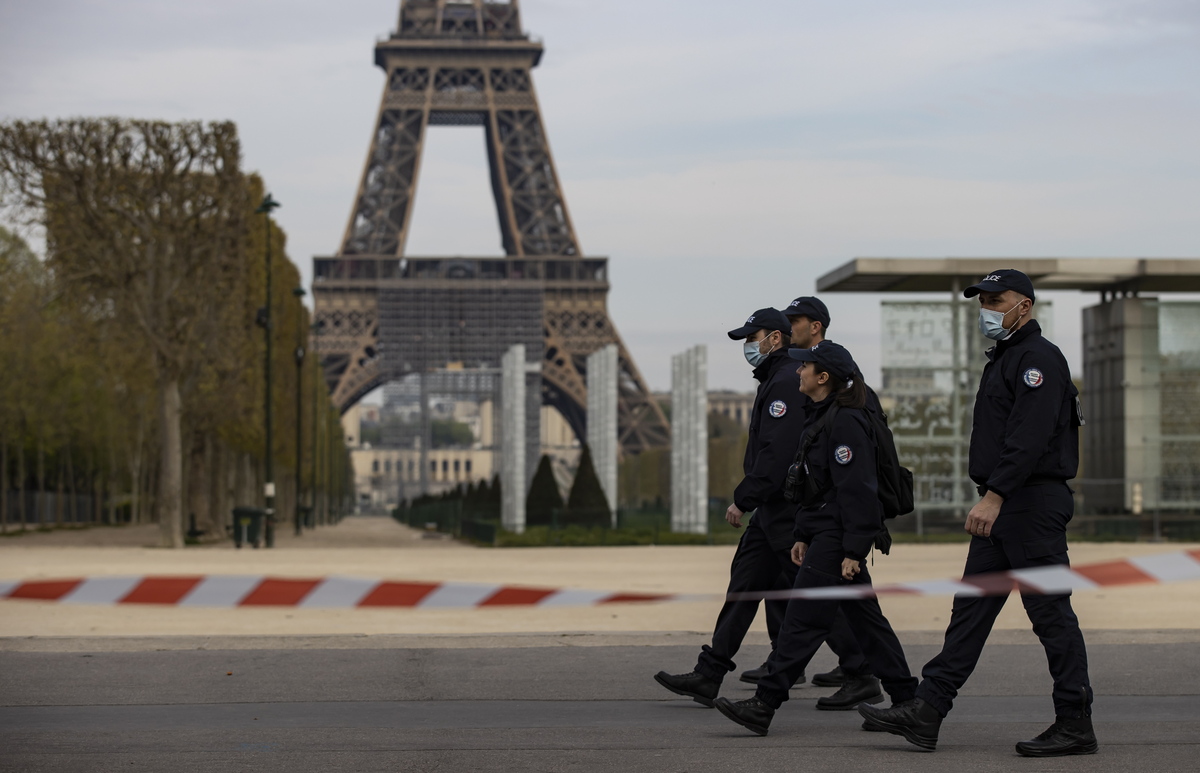 Γαλλία: Περιορισμός των μετακινήσεων από τη μία περιφέρεια στην άλλη