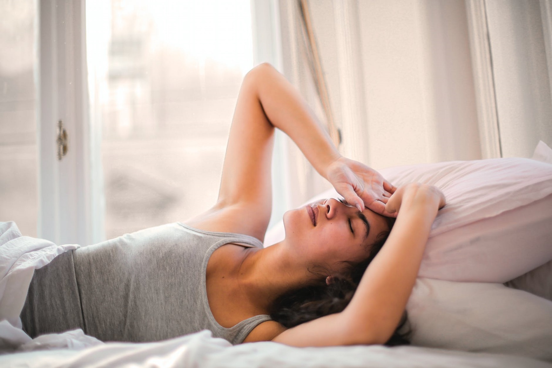 Ύπνος Διαταραχές: Τι ταράζει το μυαλό μας την ώρα που θέλει να ξεκουραστεί