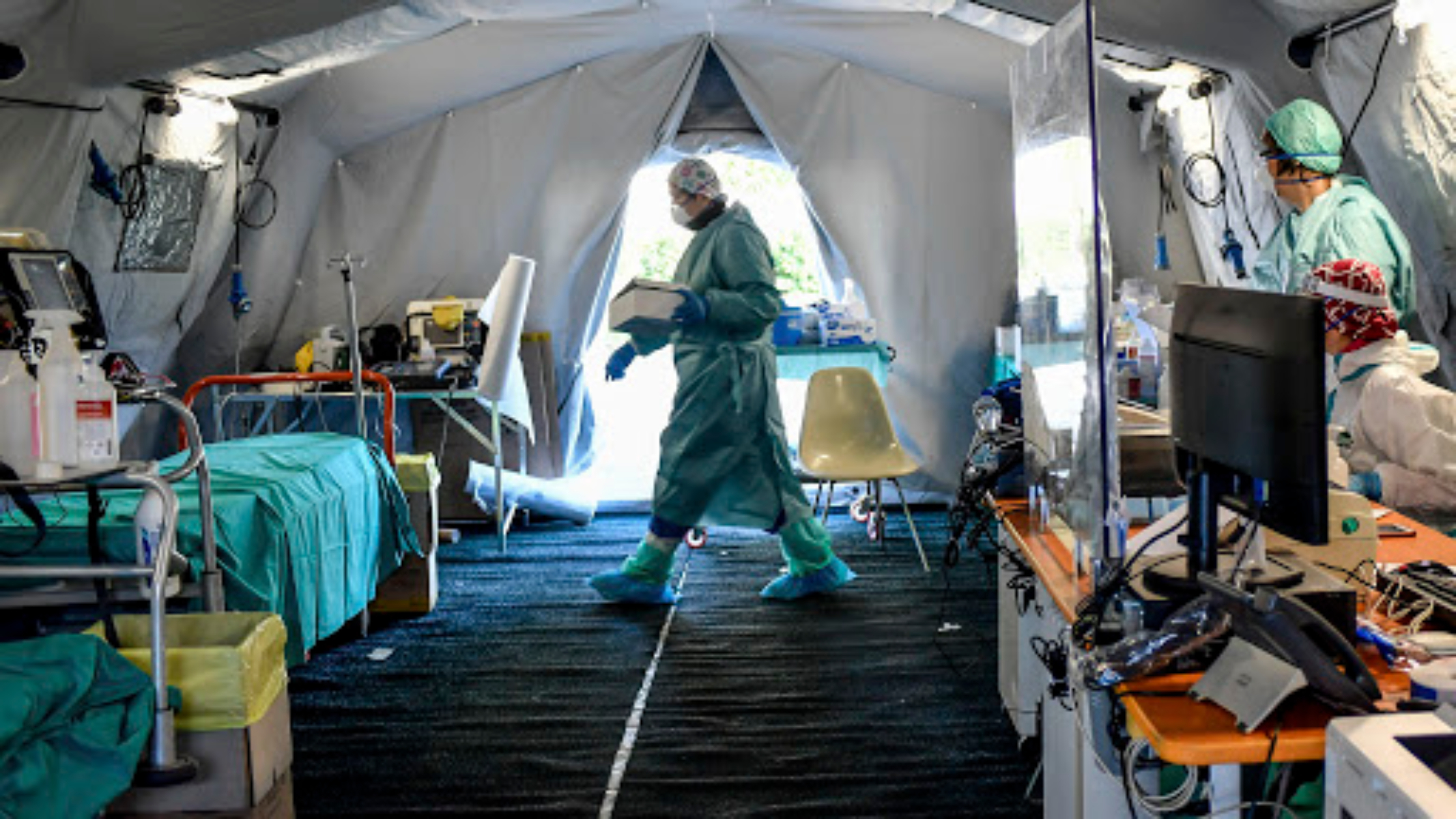 Κορωνοϊός: Ασφυκτική πίεση για τα νοσοκομεία της Βρετανίας