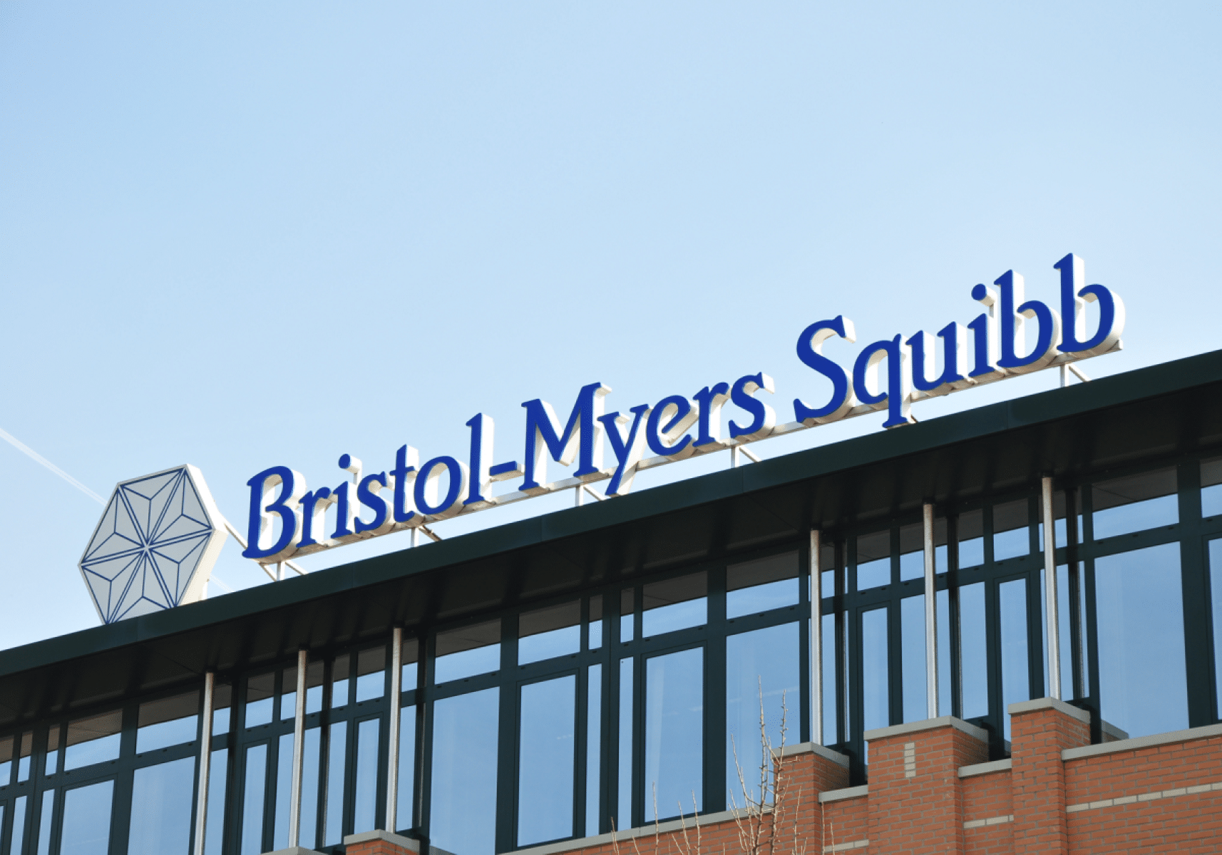 Bristol Myers Squibb: Η Ευρ. Επιτροπή εγκρίνει το nivolumab ως επικουρική θεραπεία για τον καρκίνο του οισοφάγου ή της γαστρο-οισοφαγικής συμβολής μετά από χημειοακτινοθεραπεία