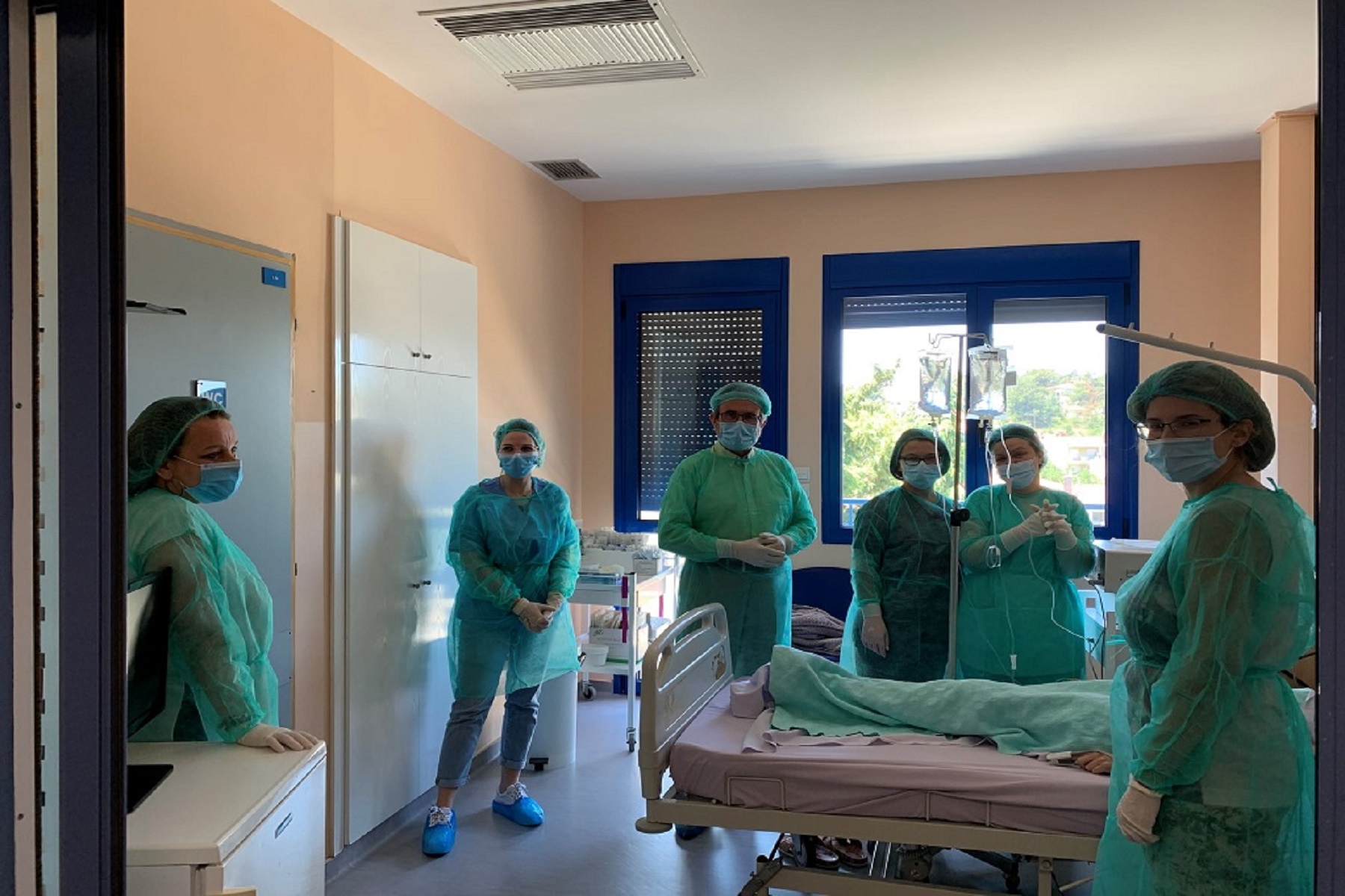 Νοσοκομείο Παπανικολάου: Δωρεές στην ολοκλήρωση της έρευνας για την αντιμετώπιση του κορωνοϊού
