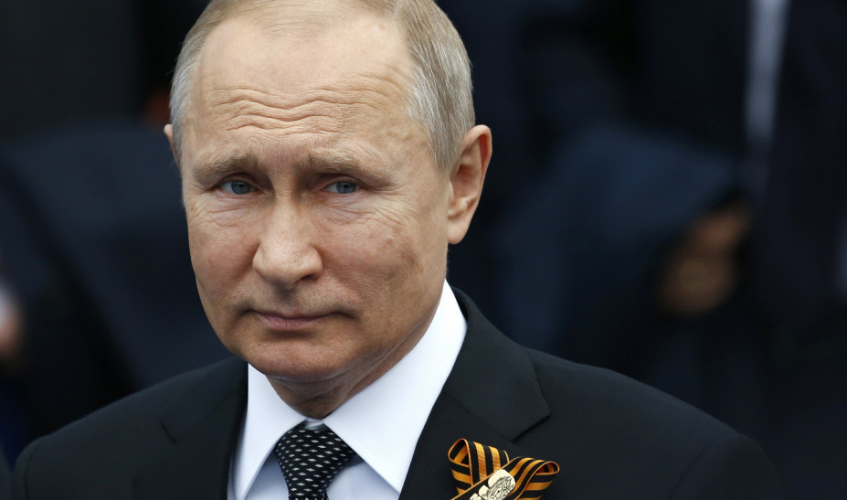 Ρωσία: Ο πρόεδρος Πούτιν αποφάσισε να εμβολιαστεί κατά της COVID-19