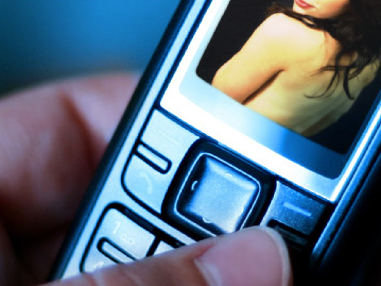 Sexting: Ποια είναι τα συνήθη ψέματα που το συνοδεύουν