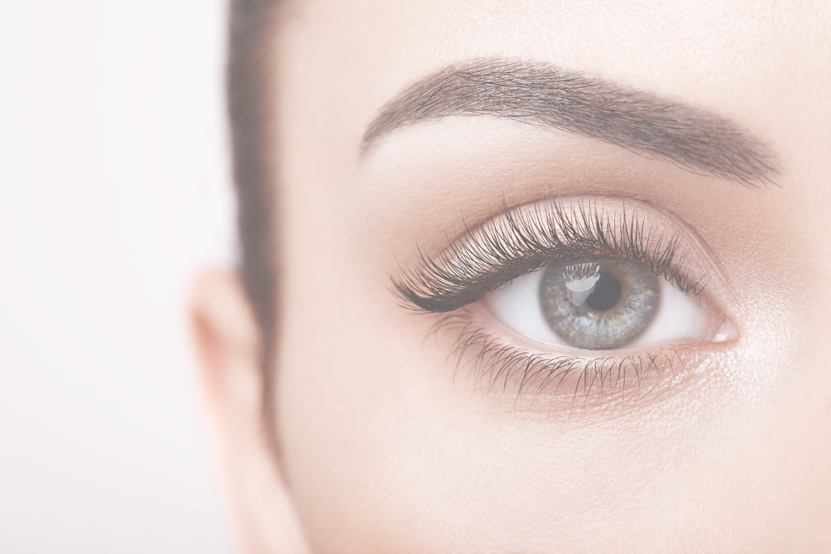Όμορφα μάτια: Συμβουλές για να τα κάνετε να λάμπουν
