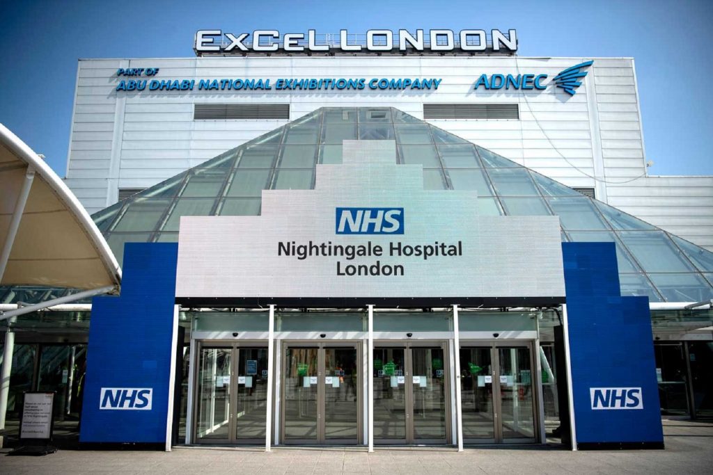 Επαναλειτουργία τεράστιου νοσοκομείου εκστρατείας στο Λονδίνο με απόφαση του ΕΣΥ της Μ. Βρετανίας