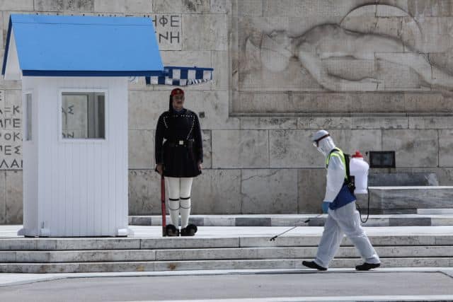 Ο χάρτης του κορωνοϊού στην Ελλάδα: 869 νέα κρούσματα στην Αττική – 200 στη Θεσσαλονίκη – 98 στην Αχαΐα