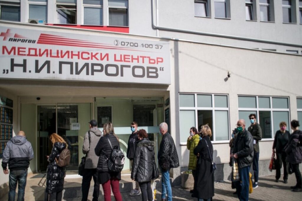 Η ξαφνική ανατροπή στην τακτική εμβολιασμών 