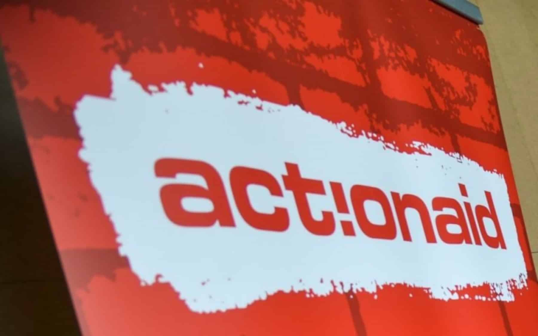 ActionAid: Διαψεύδει τα περί σύνδεσής της με κακοποίηση ανήλικων προσφύγων