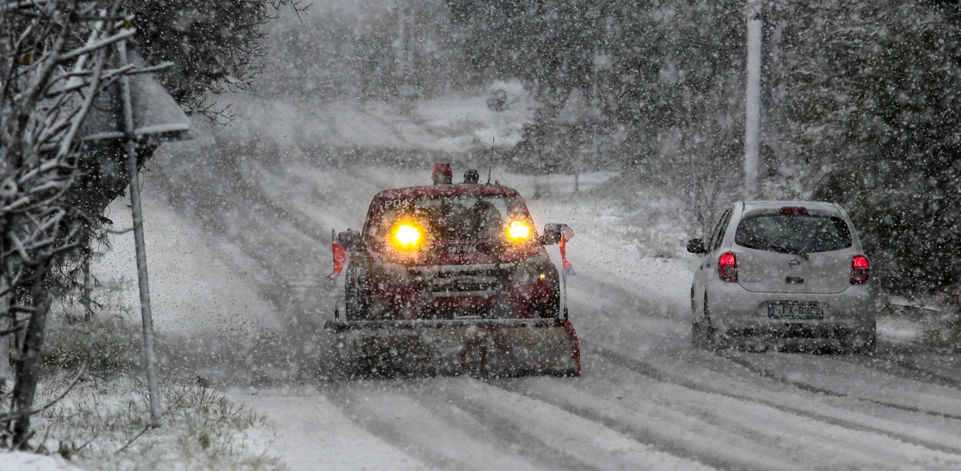 Κακοκαιρία “Μήδεια” χιονόπτωση: Σφοδρές χιονοπτώσεις, πολικές θερμοκρασίες, στα λευκά και η Αττική