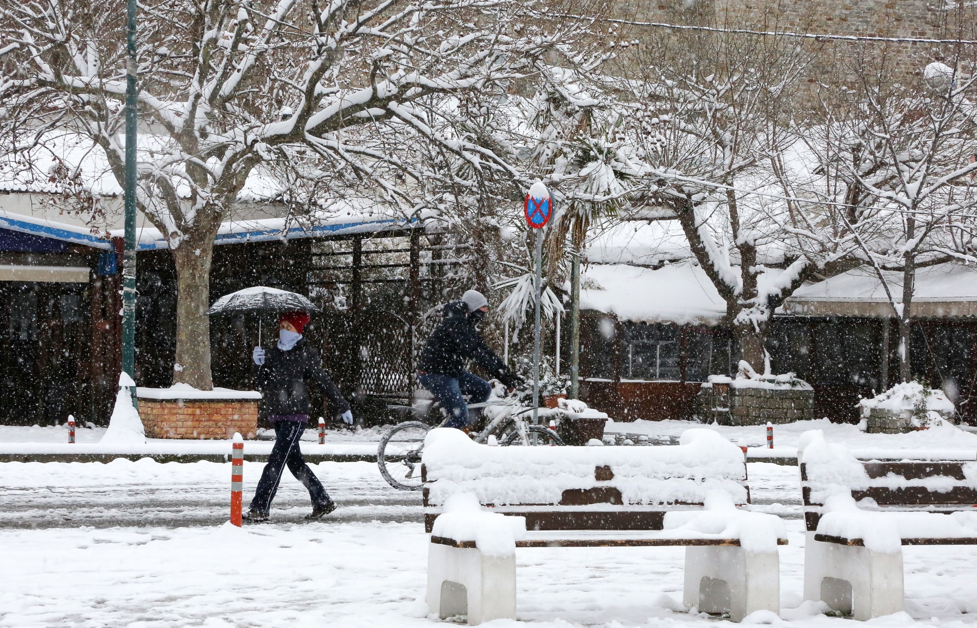 Κακοκαιρία “Μήδεια”: Σε λευκό κλοιό η χώρα – η δεύτερη φάση “χτυπά” την Αττική