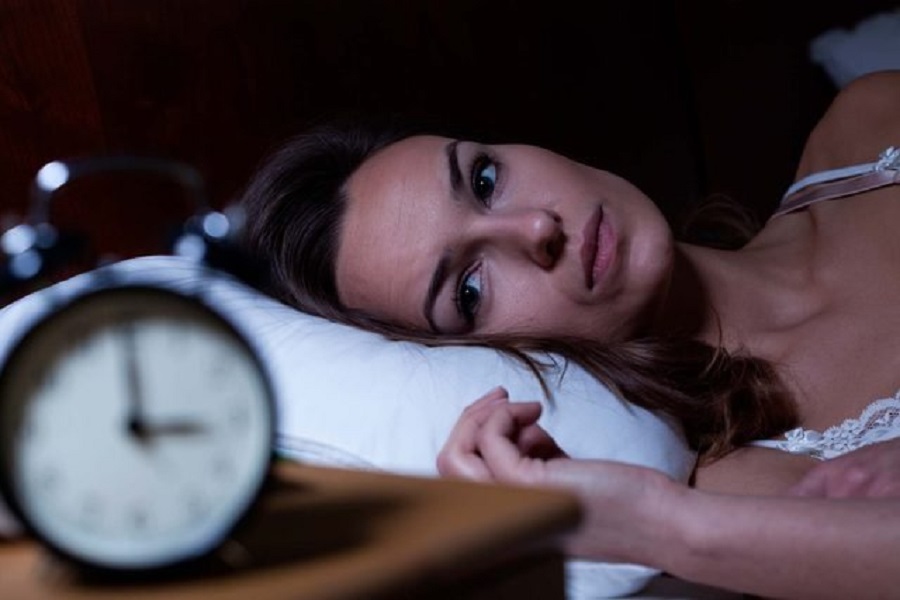 Ύπνος κατάθλιψη: Ο ακανόνιστος ύπνος συνδέεται με την κακή διάθεση