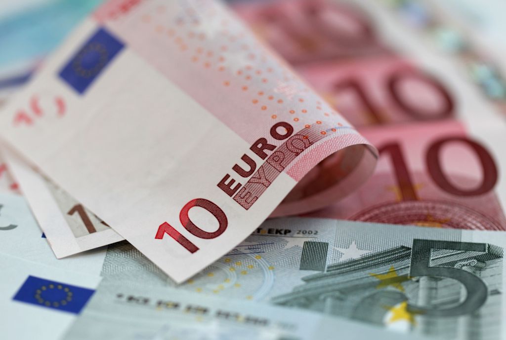 Επίδομα 400 ευρώ: Τι καταβάλλεται από e-ΕΦΚΑ και ΟΑΕΔ έως τις 19 Μαρτίου