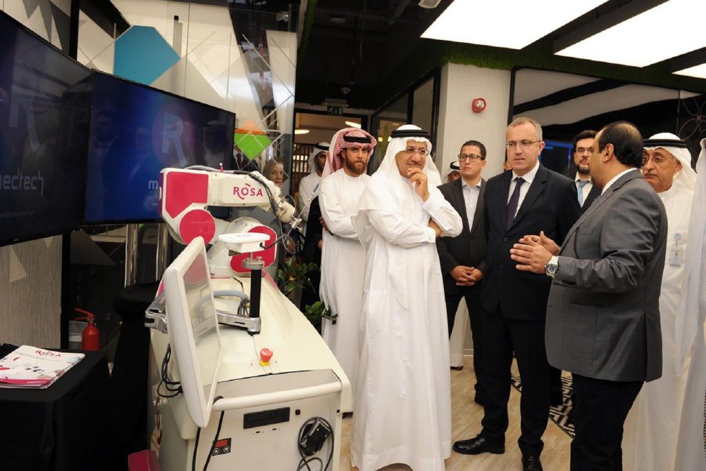 Η Αρχή Υγείας του Ντουμπάι εργάζεται για την ενίσχυση των έξυπνων υπηρεσιών τεχνολογίας υγείας 