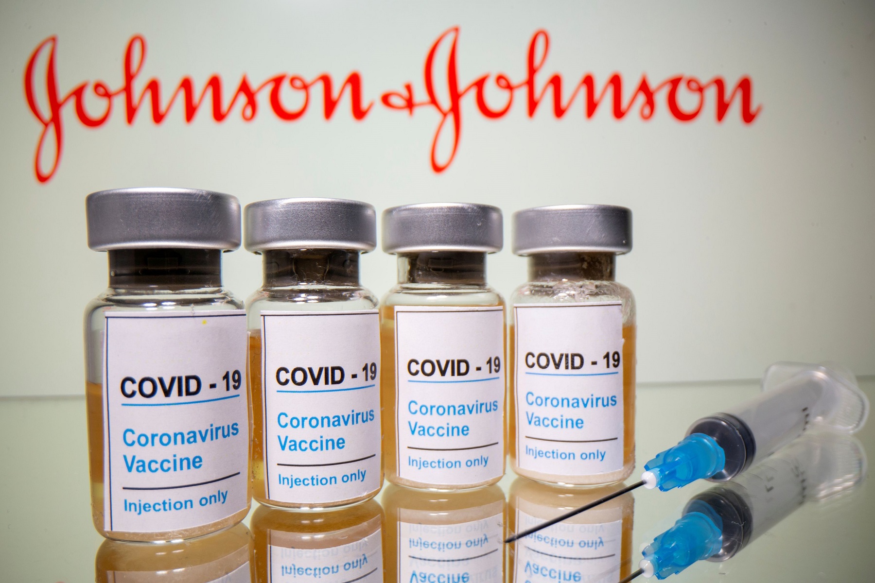 Κόσμος Εμβολιασμοί: Πώς διαχειρίζονται οι χώρες τα εμβόλια covid των AstraZeneca και Johnson & Johnson