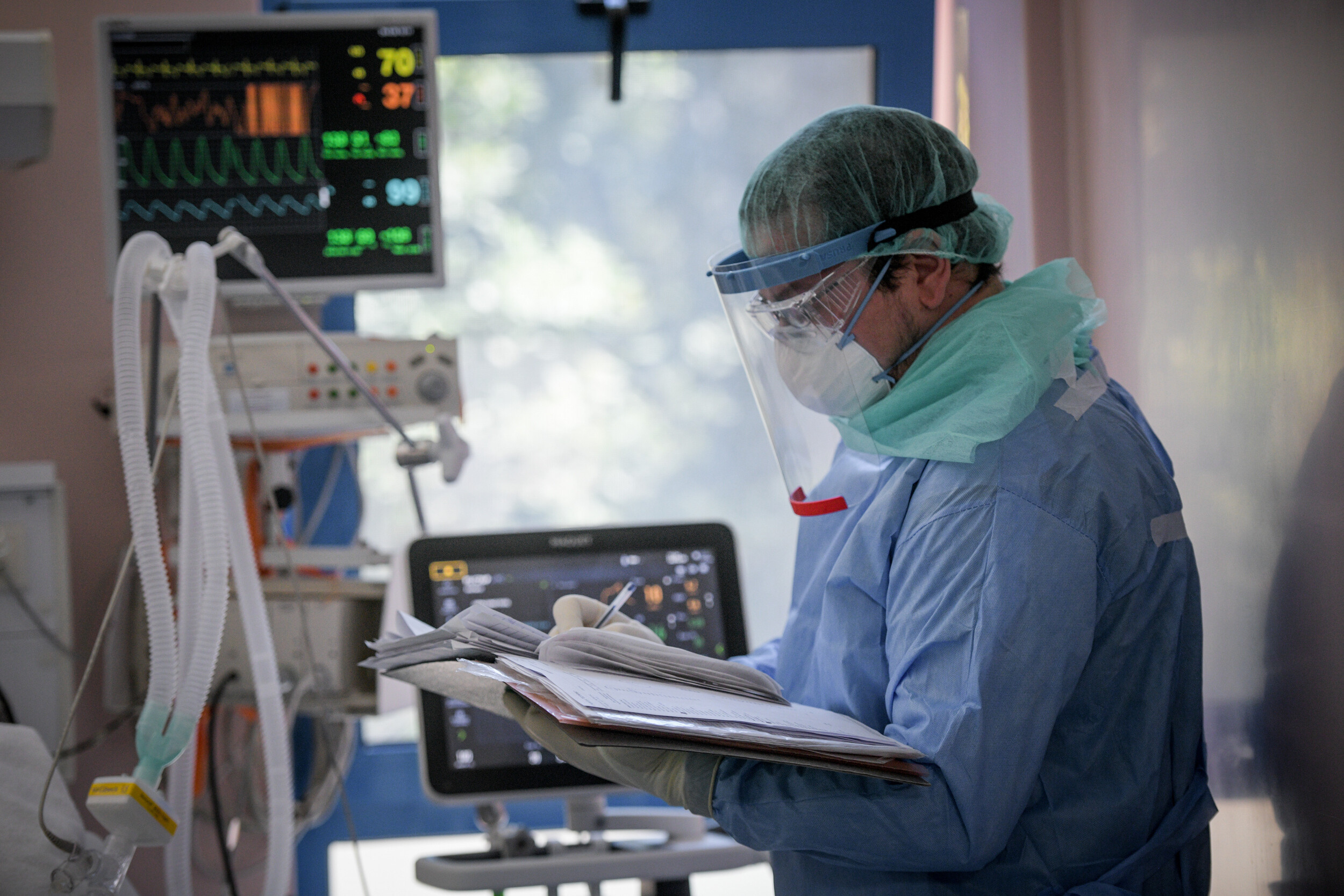 Νοσοκομείο κορωνοϊός: Σε νοσοκομεία COVID μετατρέπονται Θριάσιο και Γεννηματάς