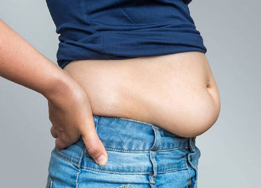 Οι κοιλιακοί σας κάνουν να χάσετε λίπος από την κοιλιά πάνω από 50 χρόνια και προσπαθεί να χάσει βάρος