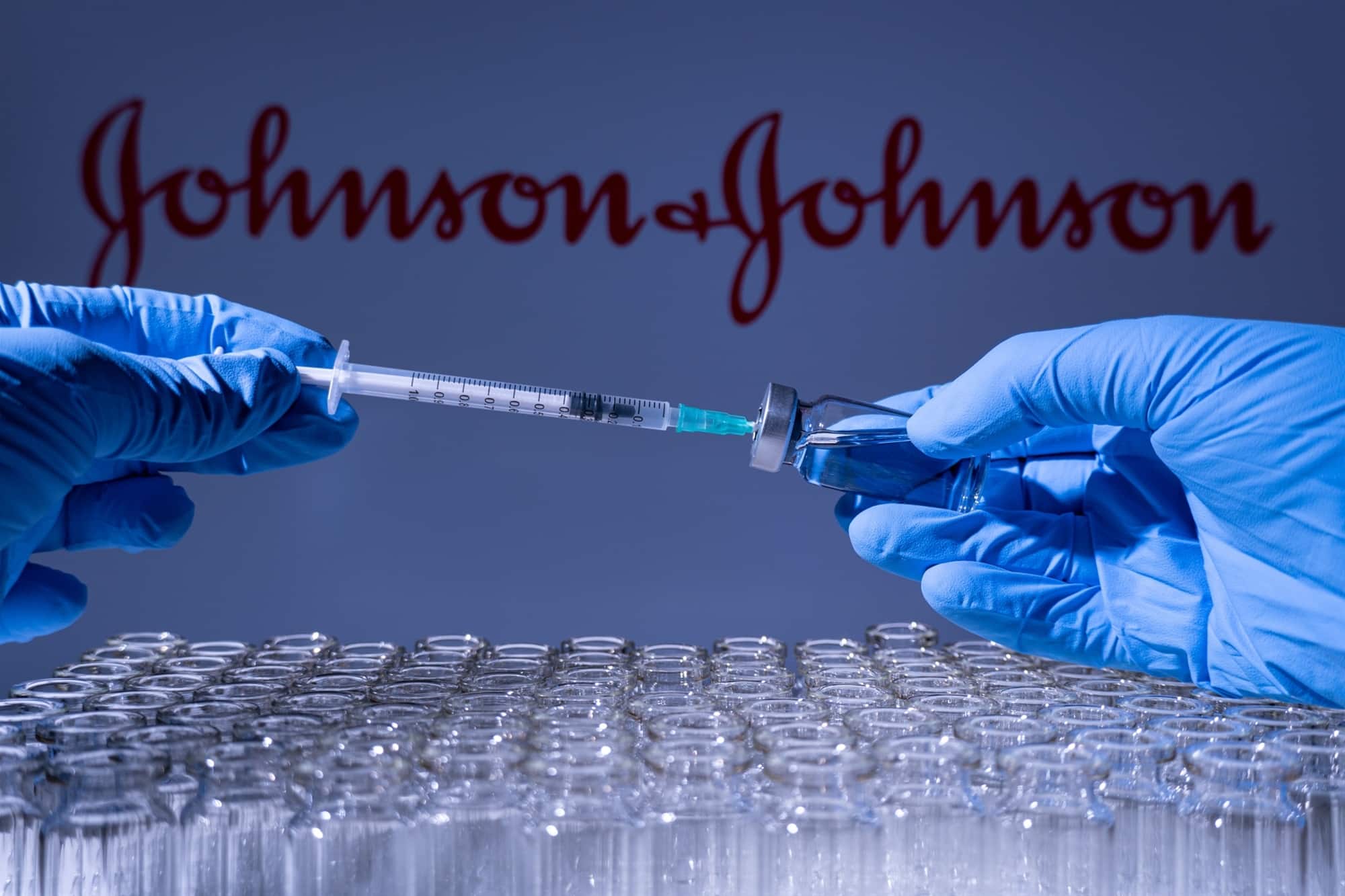 Εμβόλιο Johnson & Johnson “Ελευθερία”: Το μονοδοσικό εμβόλιο της Johnson & Johnson μπαίνει από σήμερα στη «μάχη» κατά του κορωνοϊού