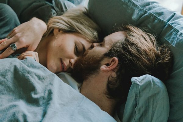 Αντοχή στο σεξ: Στην ηλικία των 40 ετών το 11% των ανδρών χάνει τις αντοχές του στο κρεβάτι
