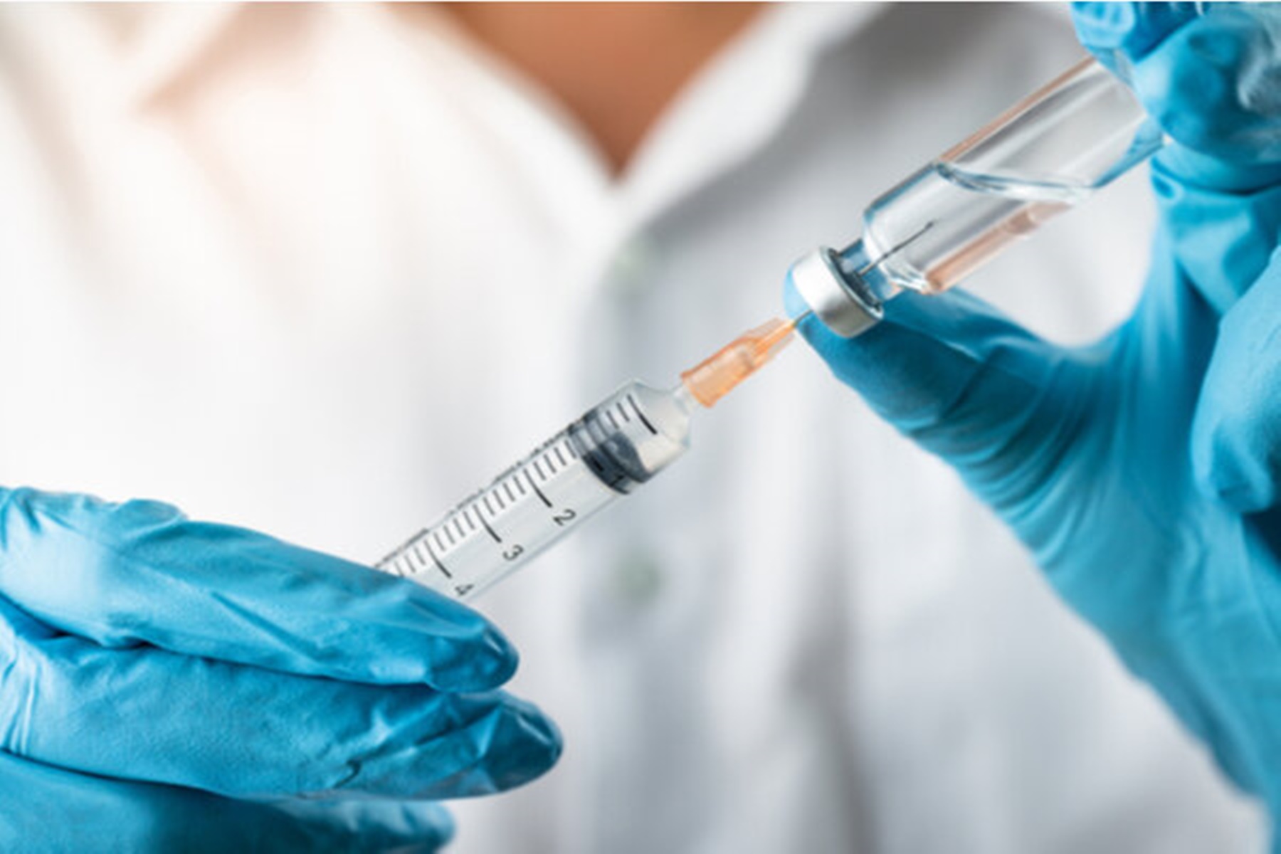 Εμβόλια Κορωνοιός : Τον Απρίλιο επιτεύχθηκαν 1,4 εμβολιασμοί