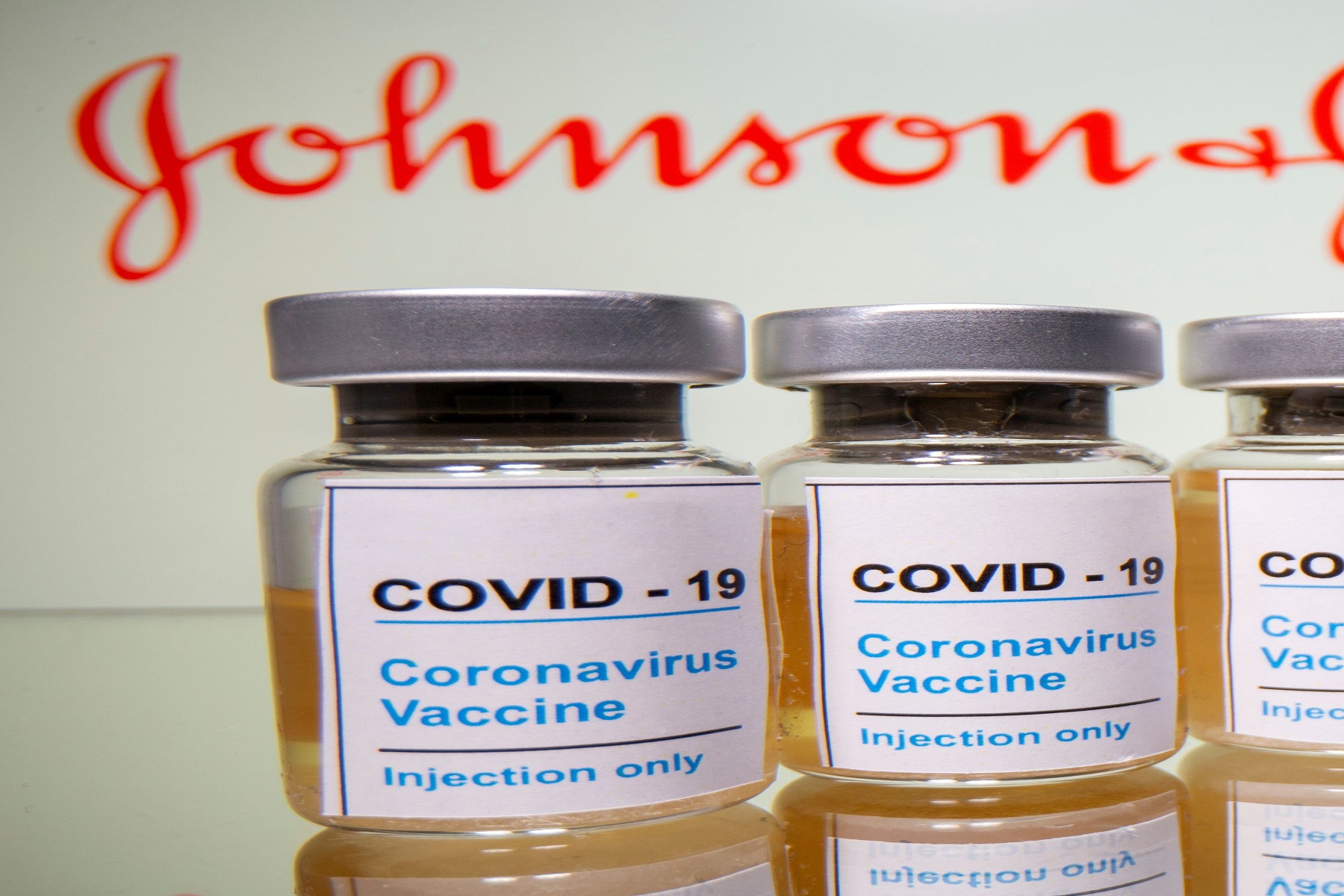 FDA Κυβερνήσεις: Ορισμένα μη χρησιμοποιημένα εμβόλια covid – 19 της Johnson & Johnson αναμένεται να λήξουν αυτόν τον μήνα
