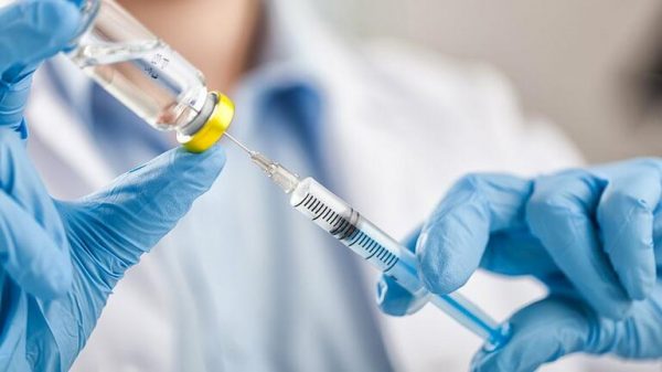 Κορωνοϊός: Το 74% των Ελλήνων τάσσεται υπέρ του υποχρεωτικού εμβολιασμού