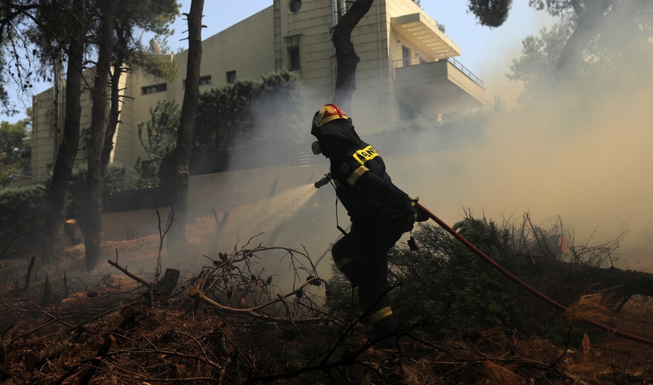 Μ. Χρυσοχοΐδης για φωτιά στη Σταμάτα: To ΠΣ έδωσε γενναία μάχη με τις φωτιές, έσωσε ζωές