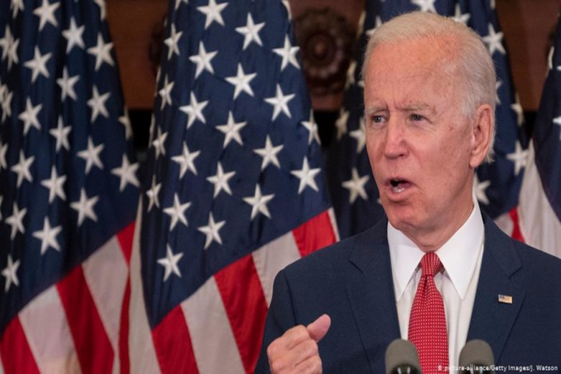 Joe Biden : Πολύ αργά για τις νέες οδηγίες χρήσης των μασκών