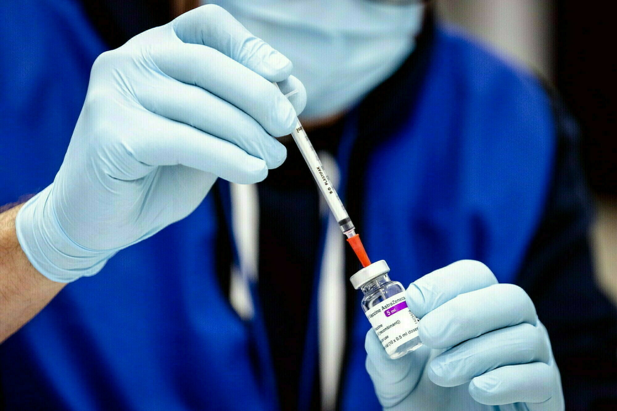Υποχρεωτικός εμβολιασμός υγειονομικοί: Βγαίνουν εκτός «μάχης» οι ανεμβολίαστοι – Το σχέδιο του υπουργείου Υγείας