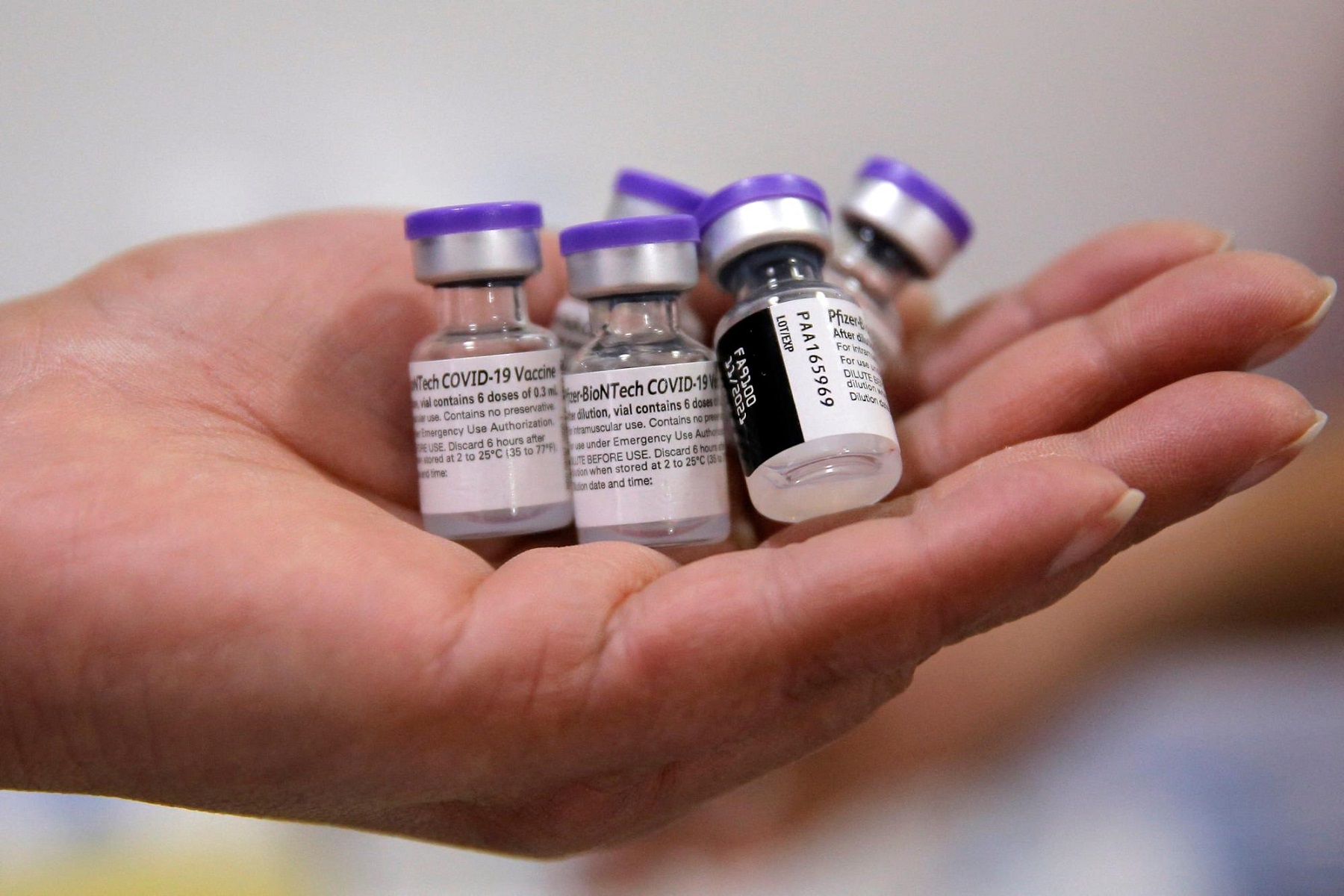 Εξάπλωση Παραλλαγή  Δέλτα: Μειώνει την αποτελεσματικότητα των εμβολίων