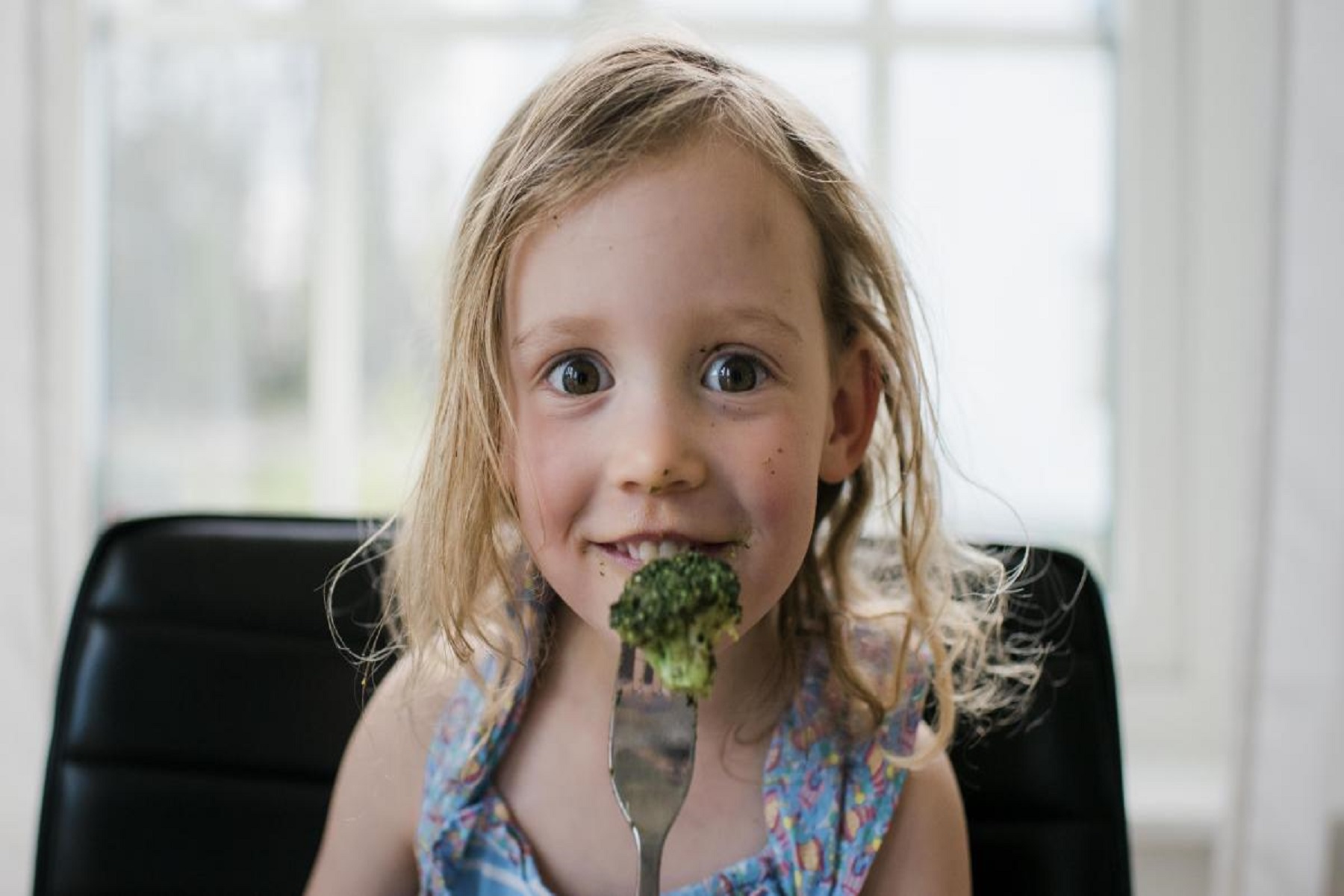 Μαθητές Διατροφή: Υψηλότερες μερίδες φρούτων & λαχανικών συνδέονται με τη βελτίωση της ψυχικής ευημερίας των παιδιών