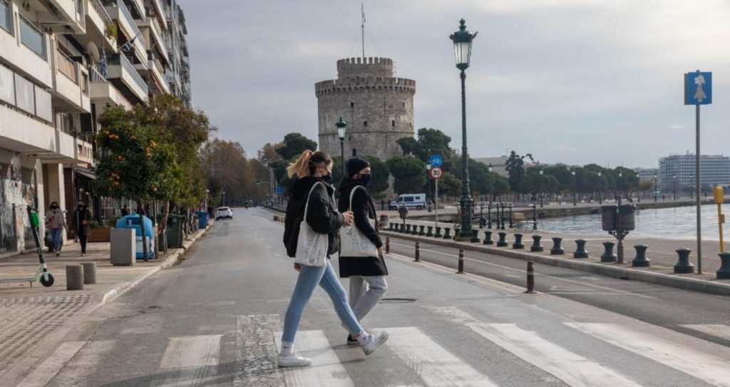 Από σήμερα οι απαγορεύσεις σε Θεσσαλονίκη,  Λάρισα, Χαλκιδική, Κιλκίς – «Έμφραγμα» στις ΜΕΘ της Βόρειας Ελλάδας 