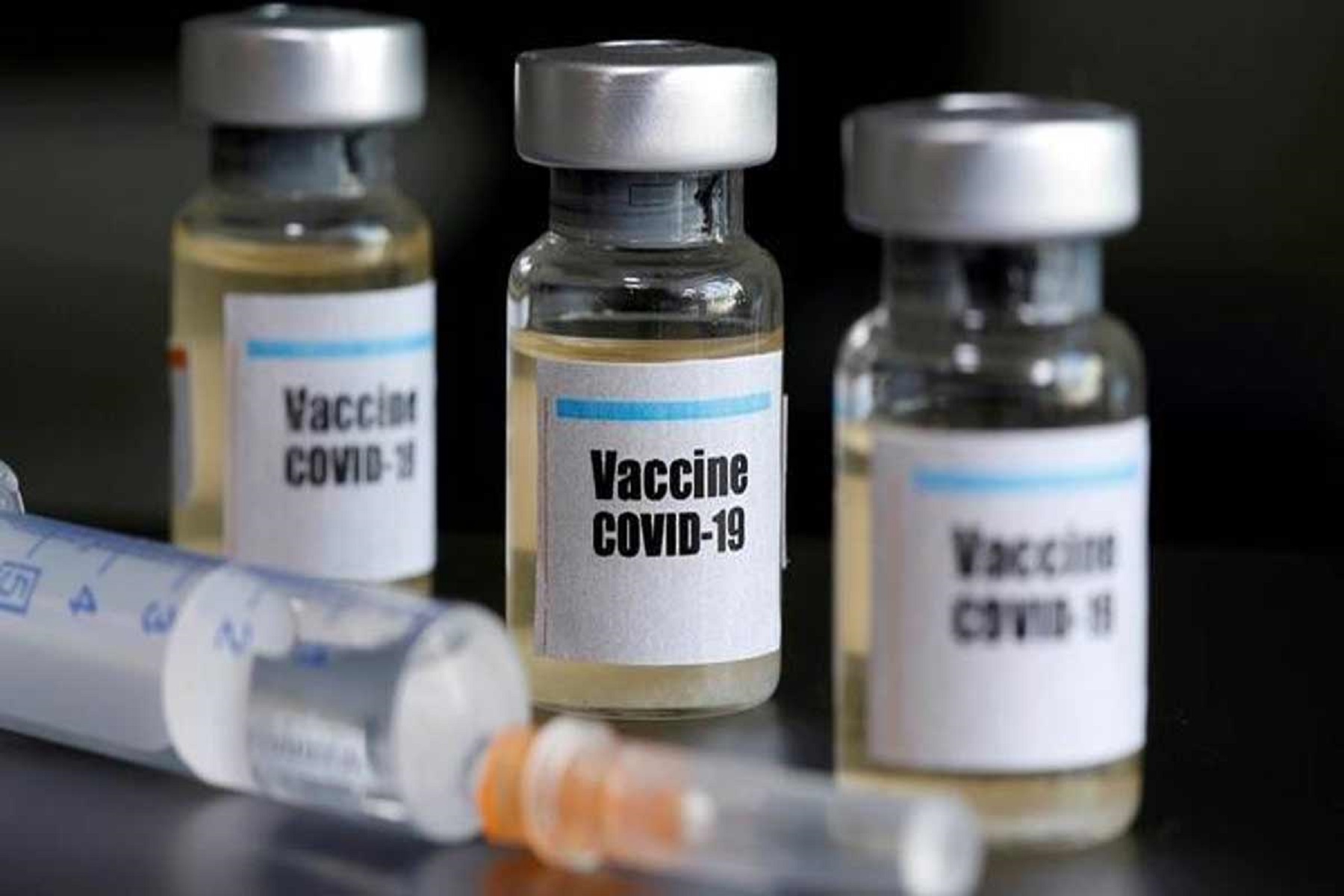 Tedros Adhanom Ghebreyesus: Ο επικεφαλής του ΠΟΥ προτρέπει να σταματήσουν οι ενισχυτικοί εμβολιασμοί για το υπόλοιπο του έτους