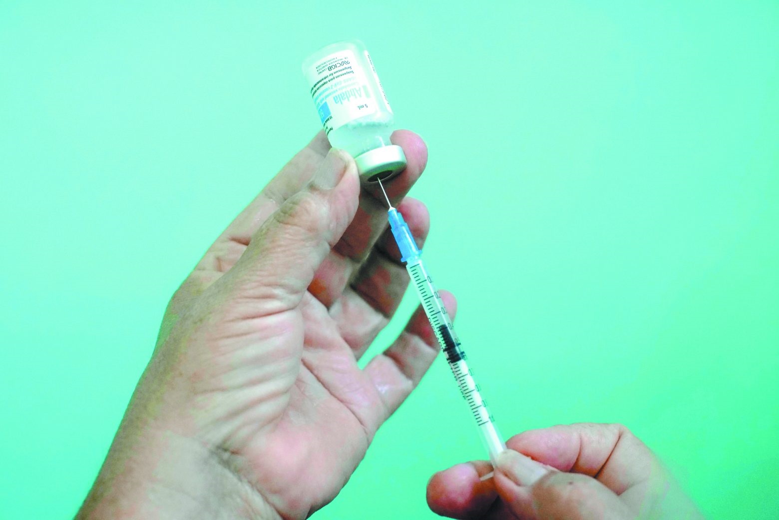 ΗΠΑ Covid-19: Επικίνδυνη νέα μετάλλαξη “ακυρώνει” τους εμβολιασμούς