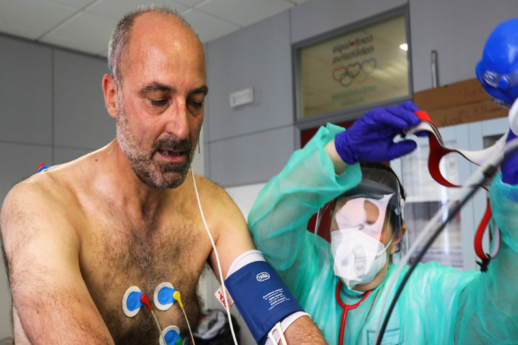 Ασθενείς Κορωνοϊός: Οι επιζώντες της COVID-19 κινδυνεύουν από καρδιακή βλάβη ένα χρόνο μετά τη μόλυνση