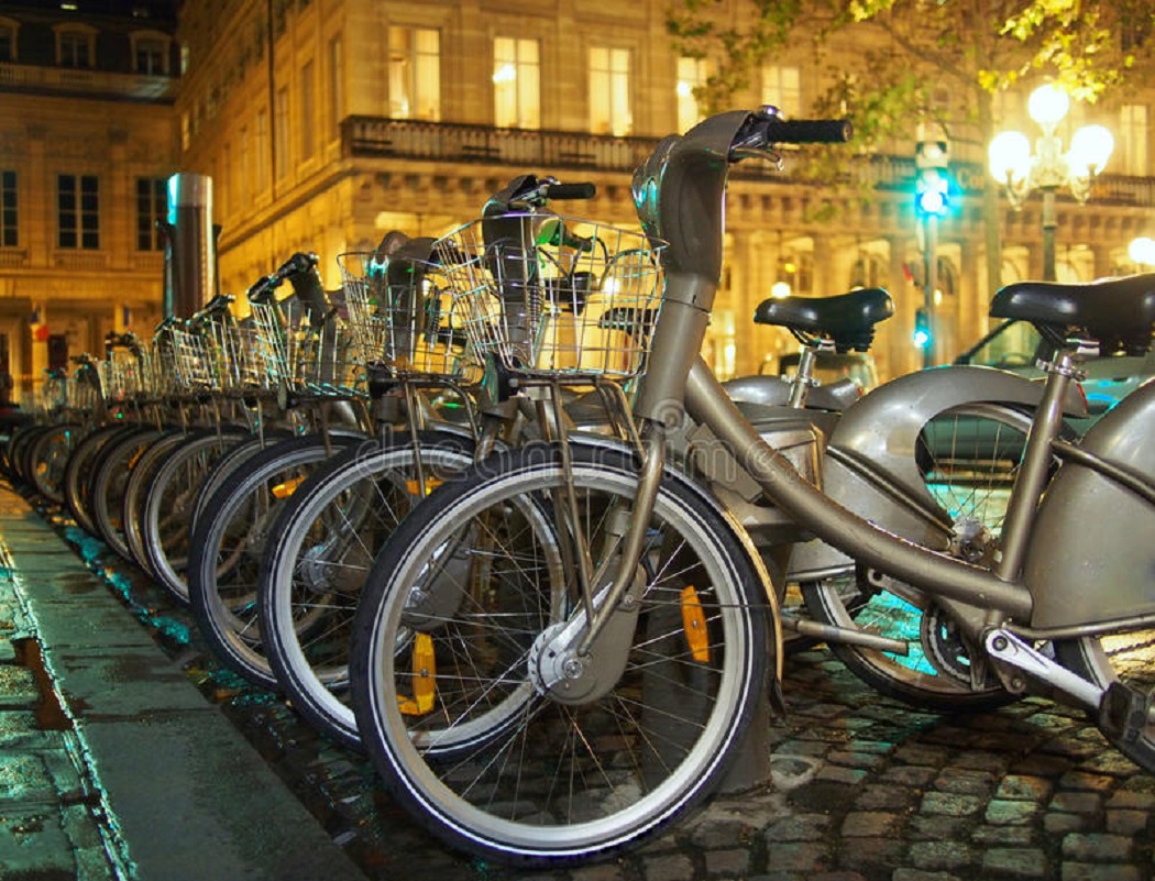 Κορωνοϊός Παρίσι: Μια από τις πιο φιλικές προς το ποδήλατο πόλεις της Ευρώπης