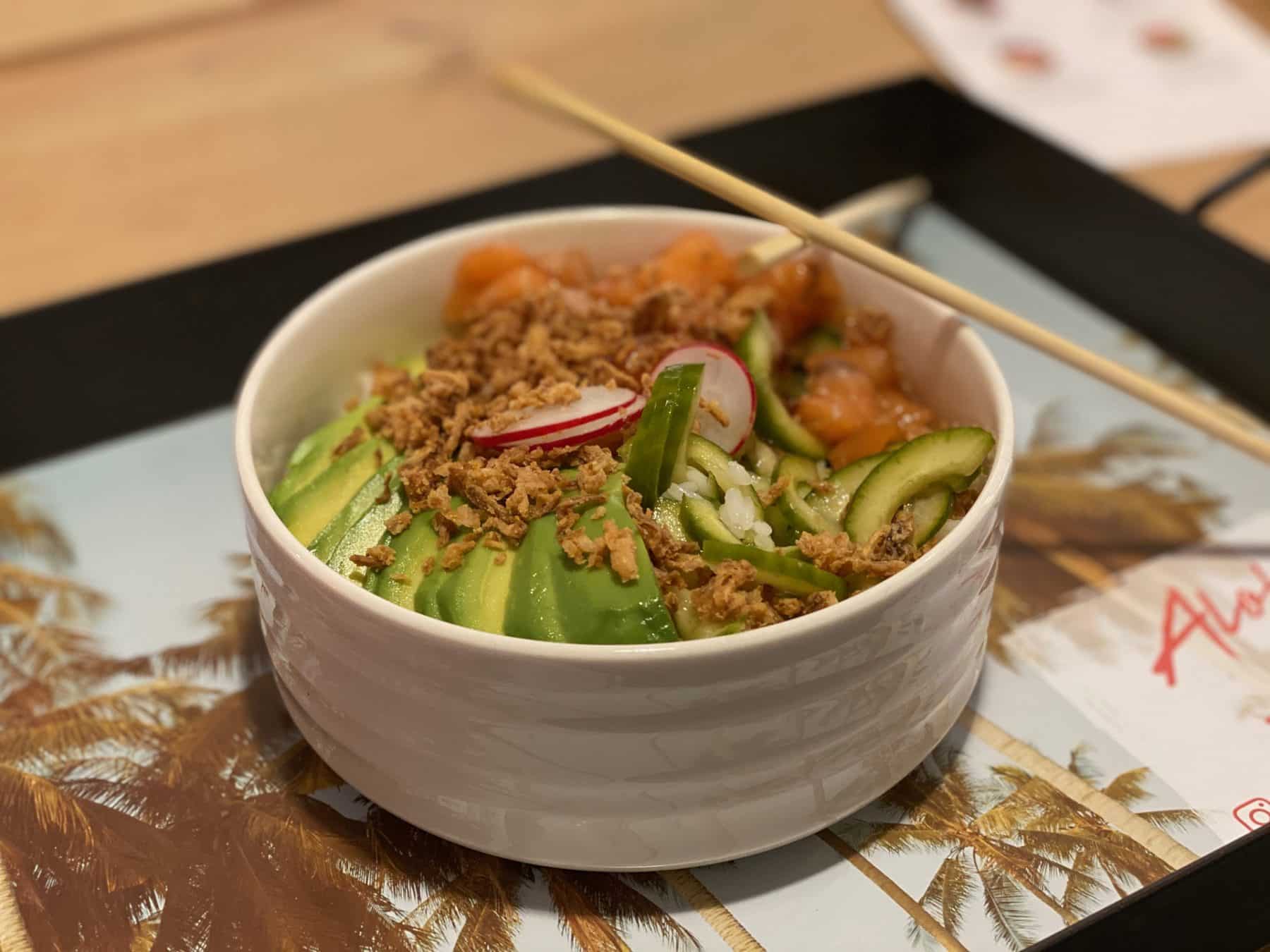 Poke bowls: Φρεσκάδα και γεύση από τη Χαβάη με αγάπη