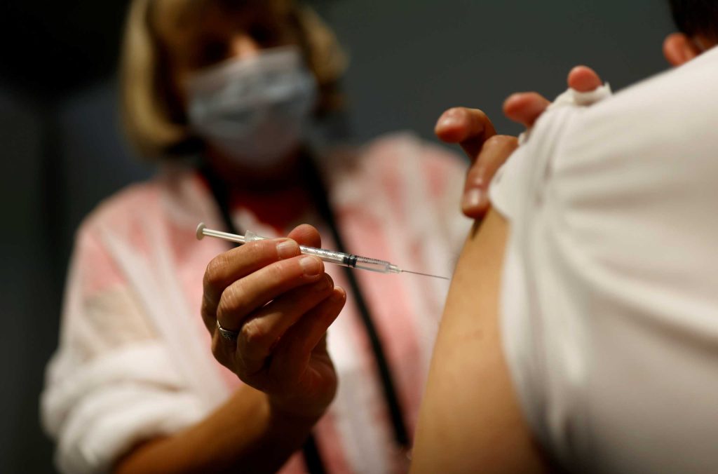 Απαραίτητη η τρίτη δόση του εμβολίου covid για καρκινοπαθείς σύμφωνα με έρευνες