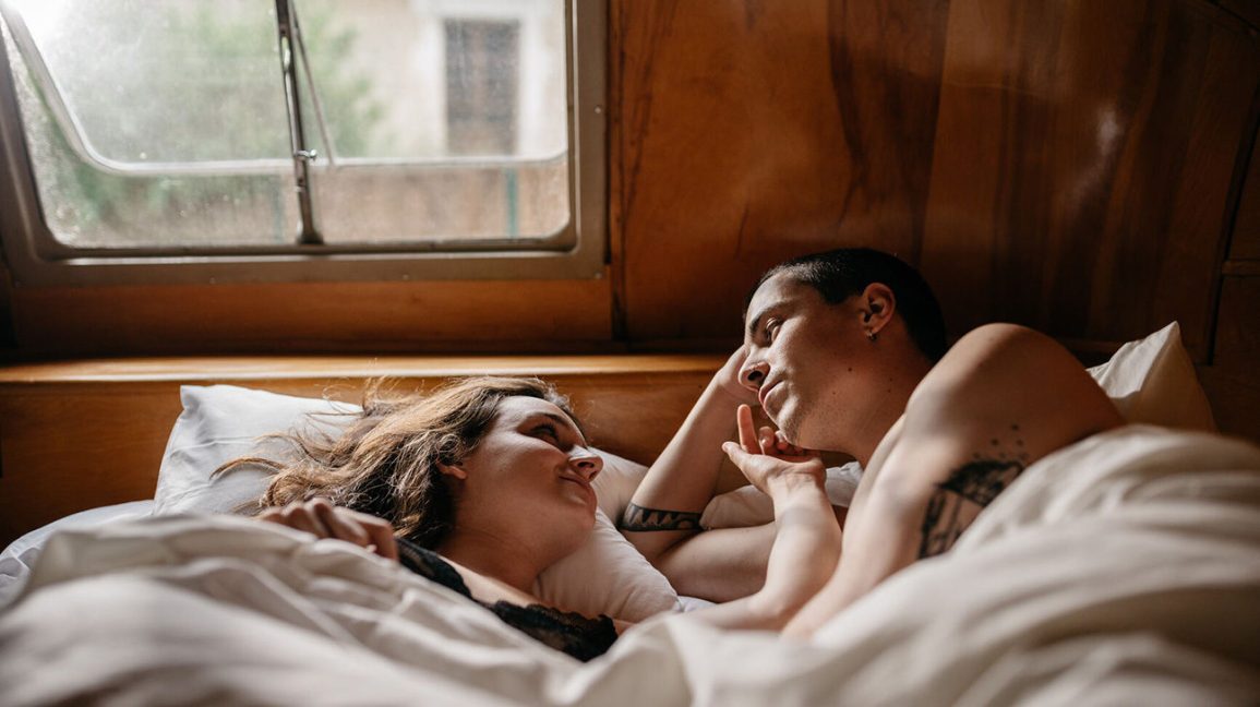 Σεξουαλική συχνότητα: Τι λέει η έρευνα για την σεξουαλική συχνότητα που ικανοποιεί