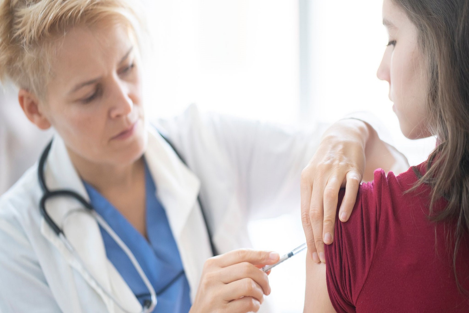 Εμβολιασμός HPV Ηνωμένο Βασίλειο: Μείωσε τα ποσοστά καρκίνου του τραχήλου της μήτρας, σύμφωνα με μελέτη