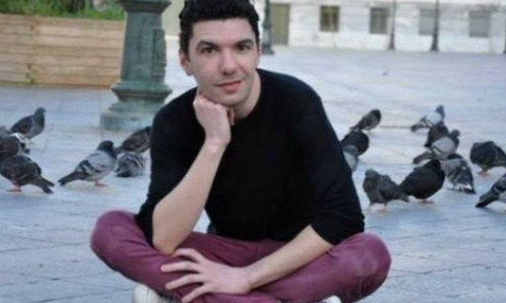 Ζακ Κωστόπουλος: Πέθανε από ισχαιμικό επεισοδίο λόγω των κακώσεων, κατέθεσε ο ιατροδικαστής
