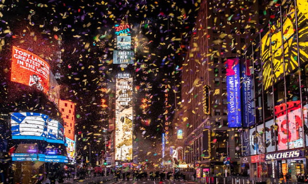 Δήμαρχος Bill de Blasio: Η Times Square της Νέας Υόρκης καλωσορίζει το πάρτι την Παραμονή Πρωτοχρονιάς