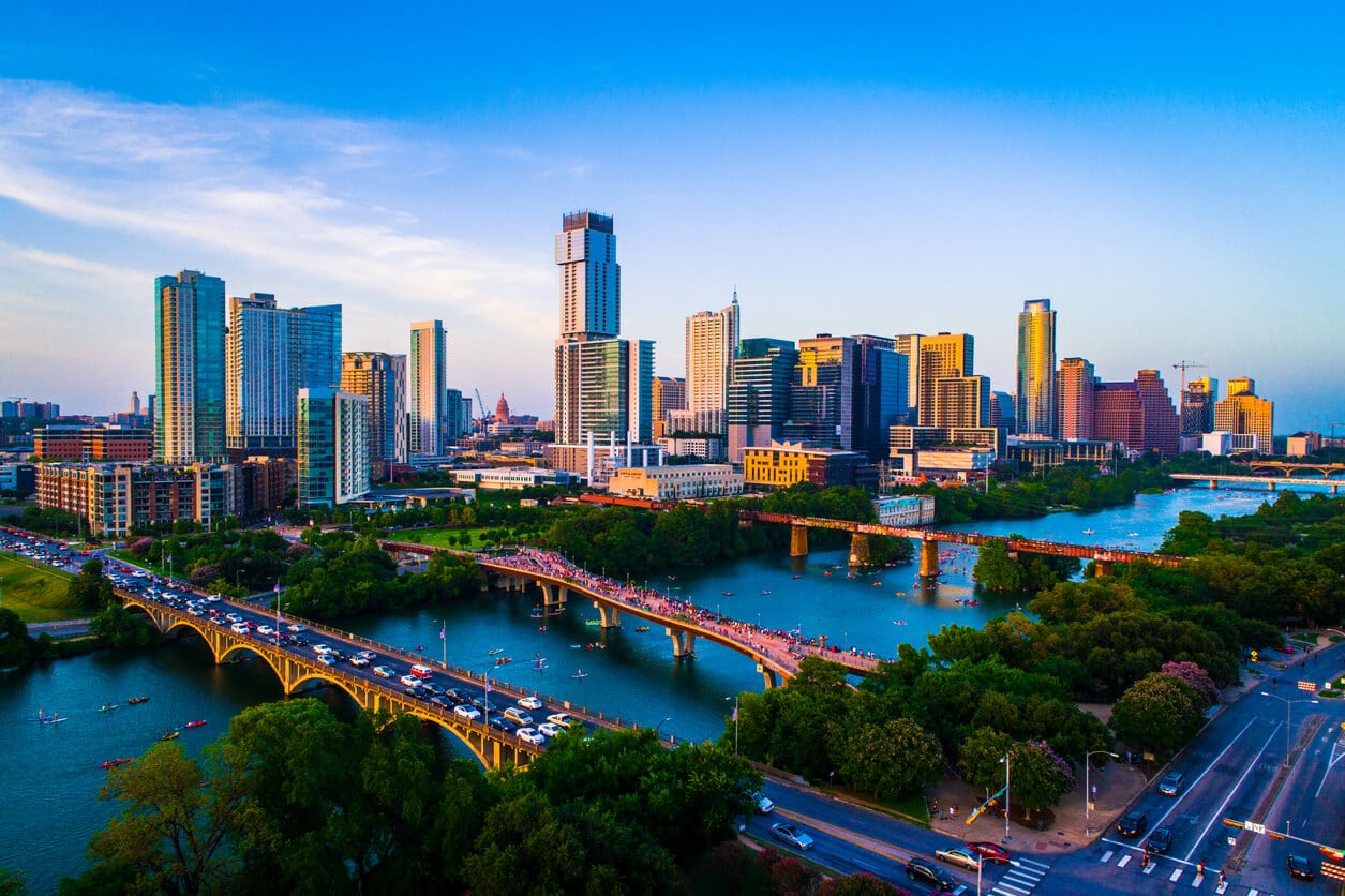 Τέξας Austin: Παράταση διατάγματος επιβολής περιορισμών covid για ένα χρόνο