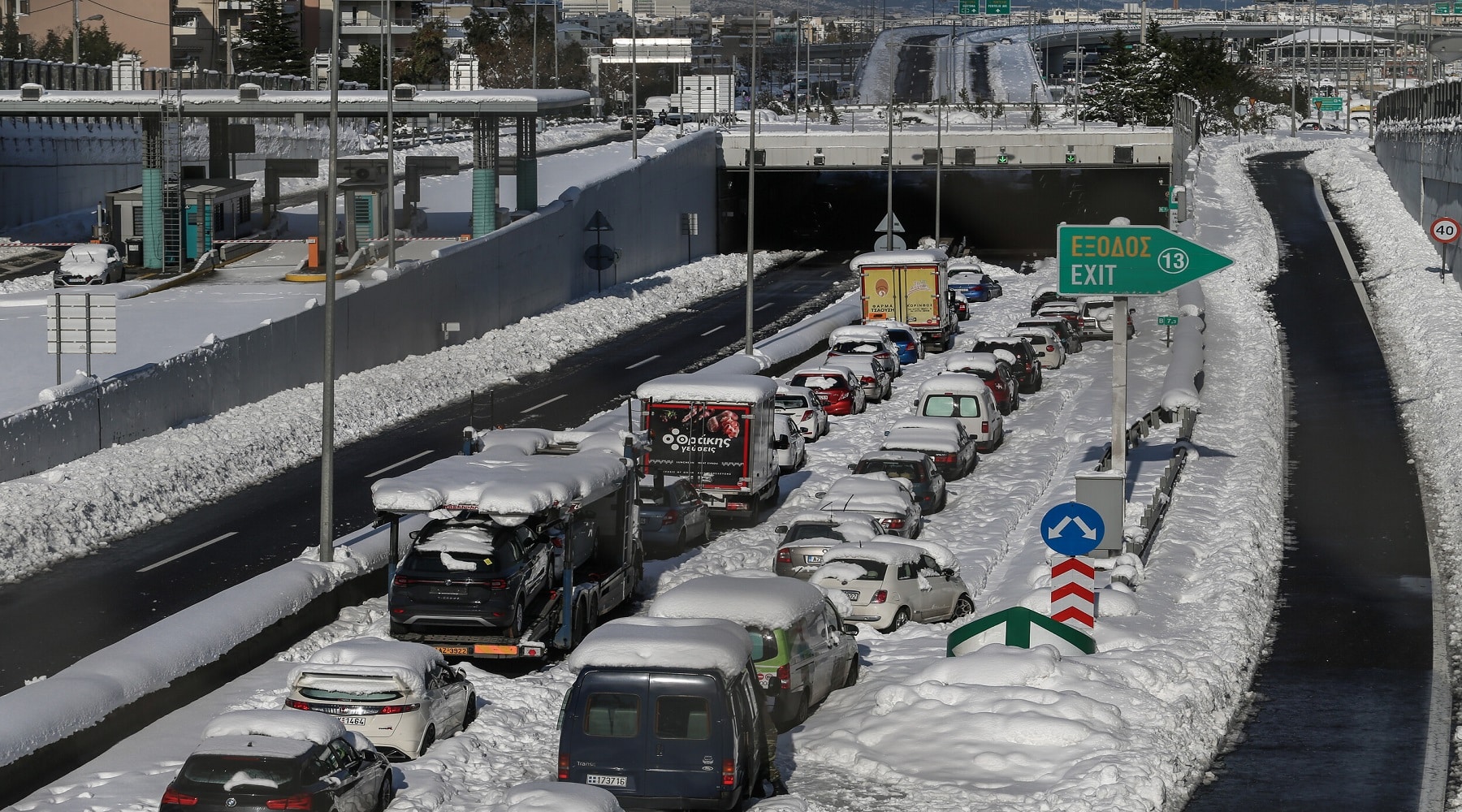 Αττική Οδός: Πώς θα δοθεί η αποζημίωση των 2.000 ευρώ σε εγκλωβισμένους