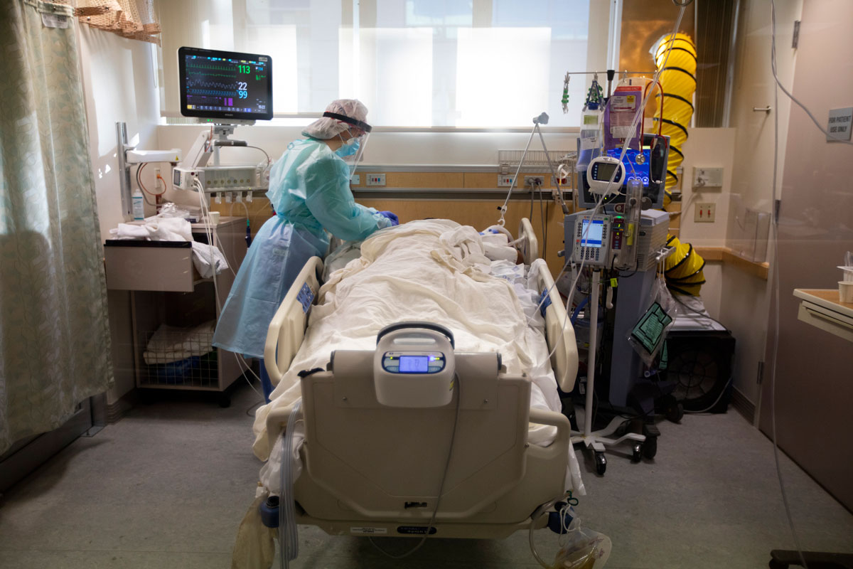 Κορωνοϊός: Υψηλός κίνδυνος θανάτου ή επανεισαγωγής μετά από νοσηλεία
