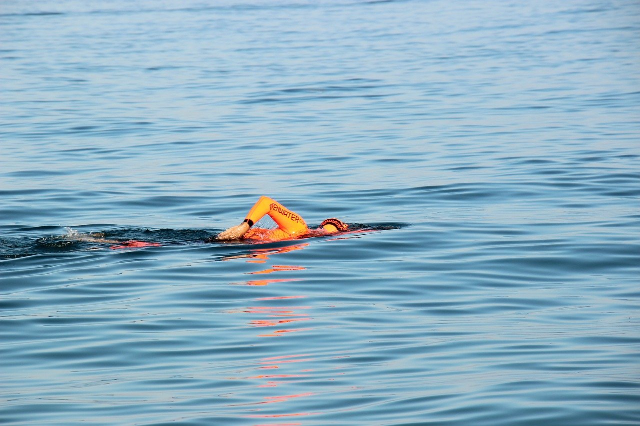 Κολύμβηση οφέλη υγεία: Μία ολιστική προπόνηση με οφέλη για όλες τις ηλικίες και τα επιπέδα φυσικής κατάστασης [vid]
